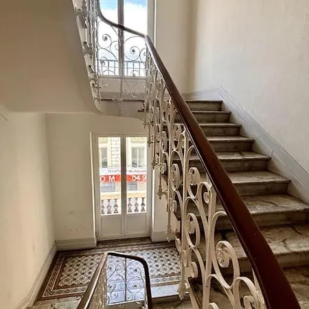 Апартаменты Gare Clim Ницца